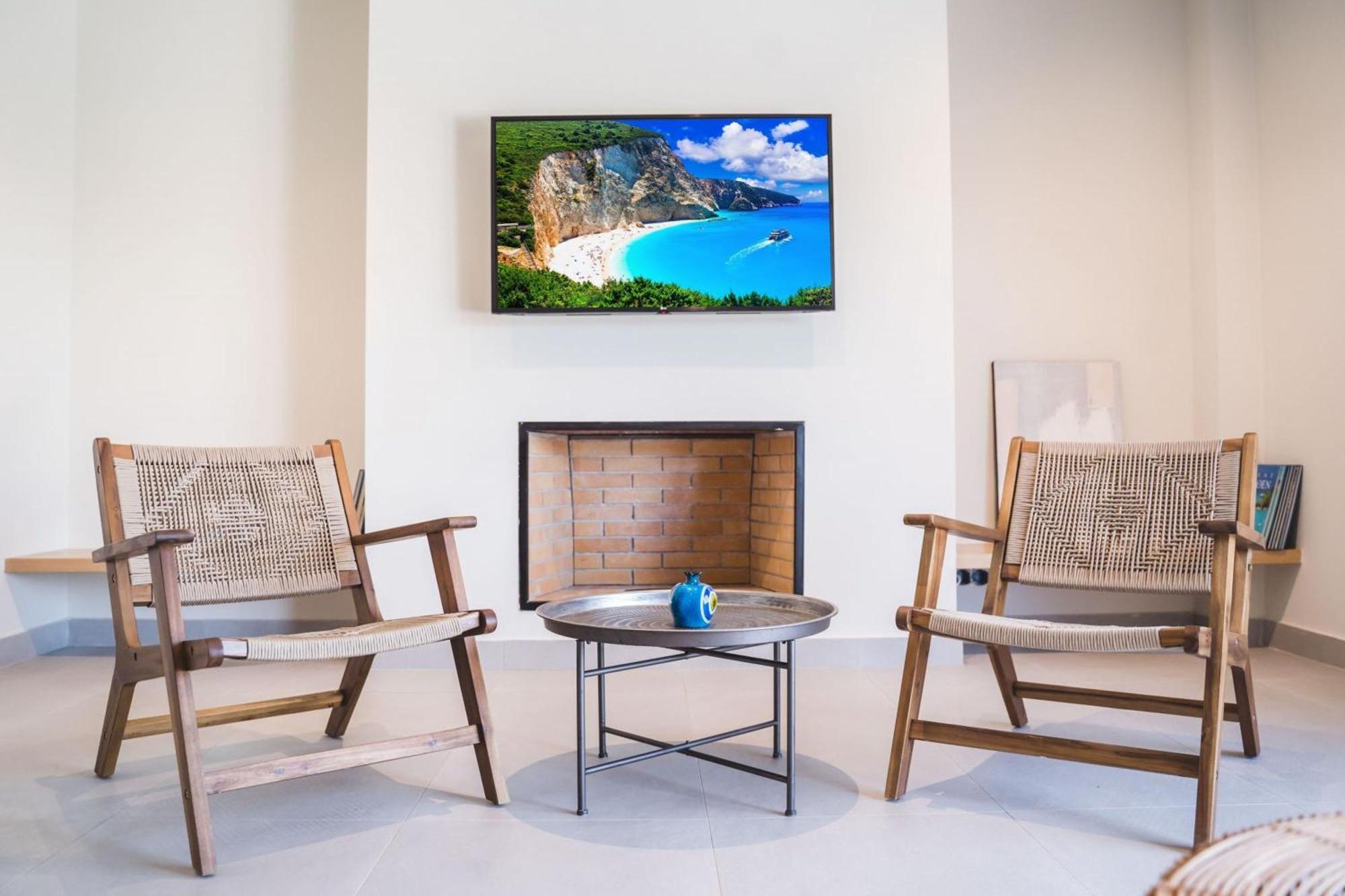 Blue Symphony Suites Apartments Nikiana Extérieur photo