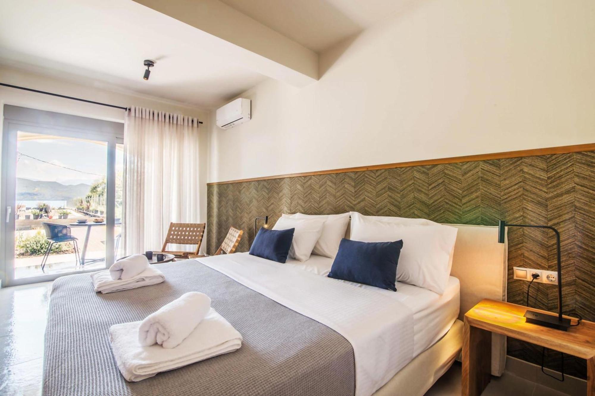 Blue Symphony Suites Apartments Nikiana Extérieur photo